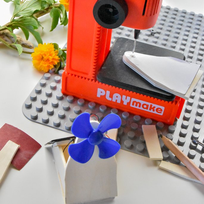 playmake solar project out of wood