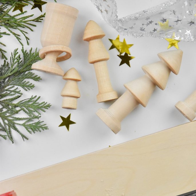 wooden models made with the UNIMAT woodturning machine