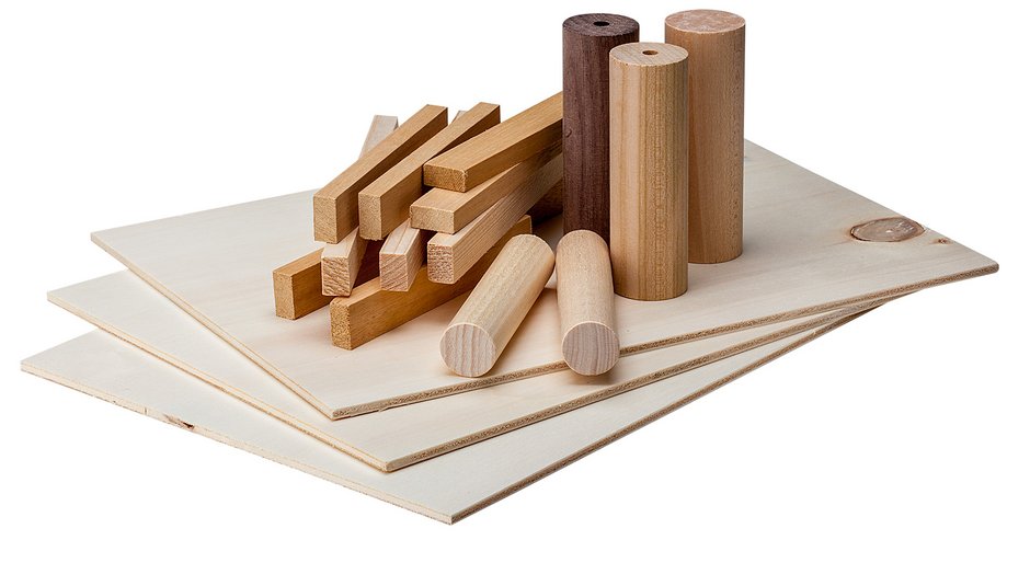 material package with wood for turning and cutting 